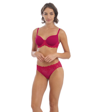 Wacoal Slip Embrace Lace Persian Red WA064391