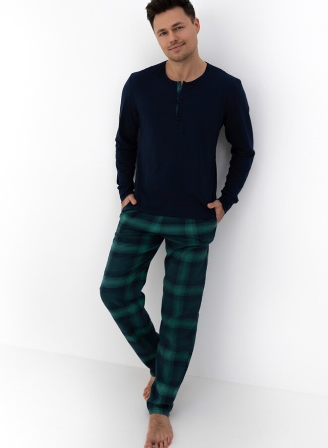 Pyjama Luke
