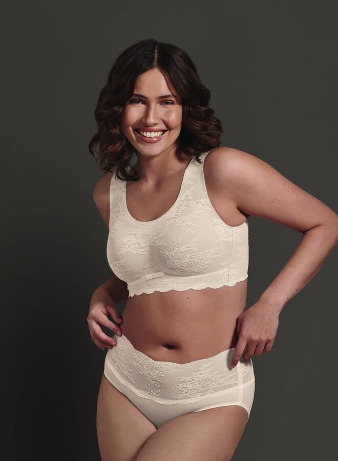 Essential Lace Bralette Crystal 5400