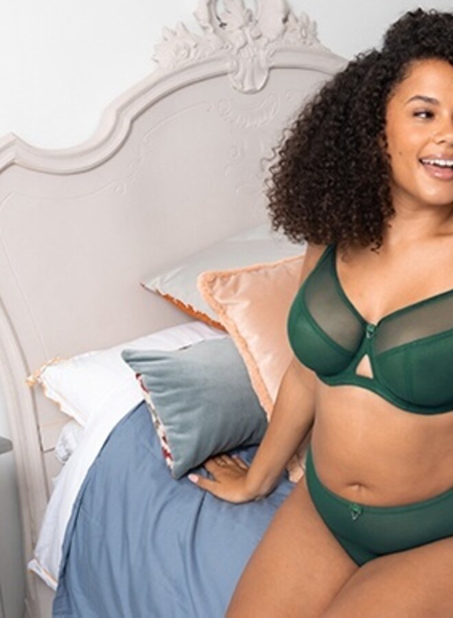 Short Victory Forest Green CK9003