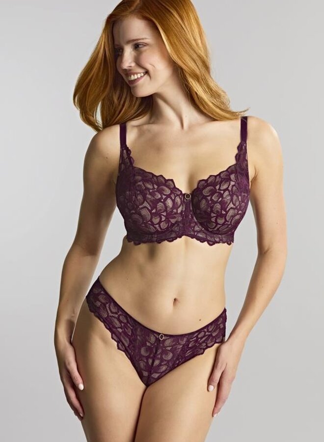 Brazilian Allure Plum 10762
