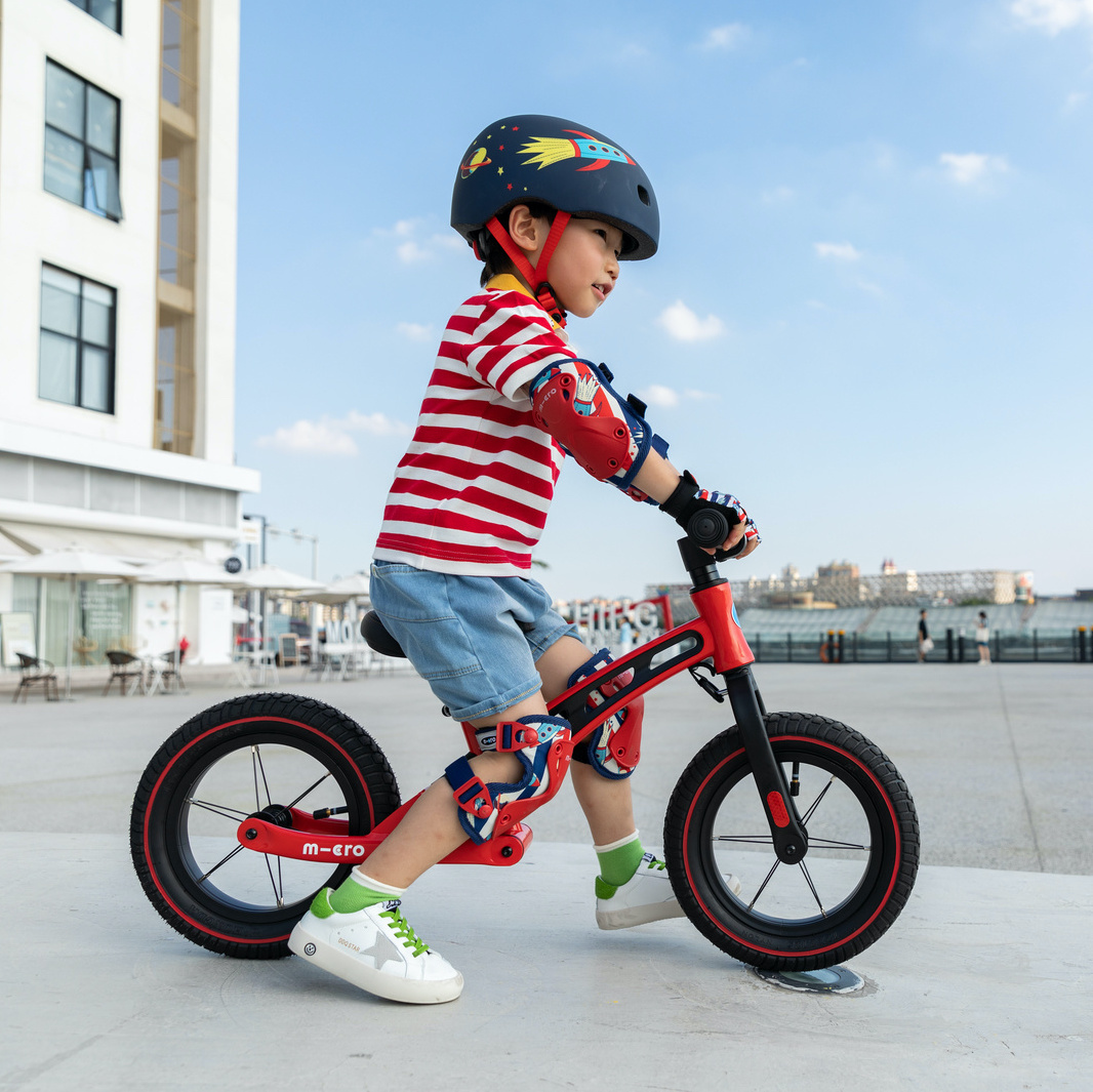 Р‘РµРіРѕРІРµР» Micro g Bike Chopper Deluxe