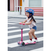 Mini Micro scooter Deluxe LED - 3-wheel children's scooter - Pink