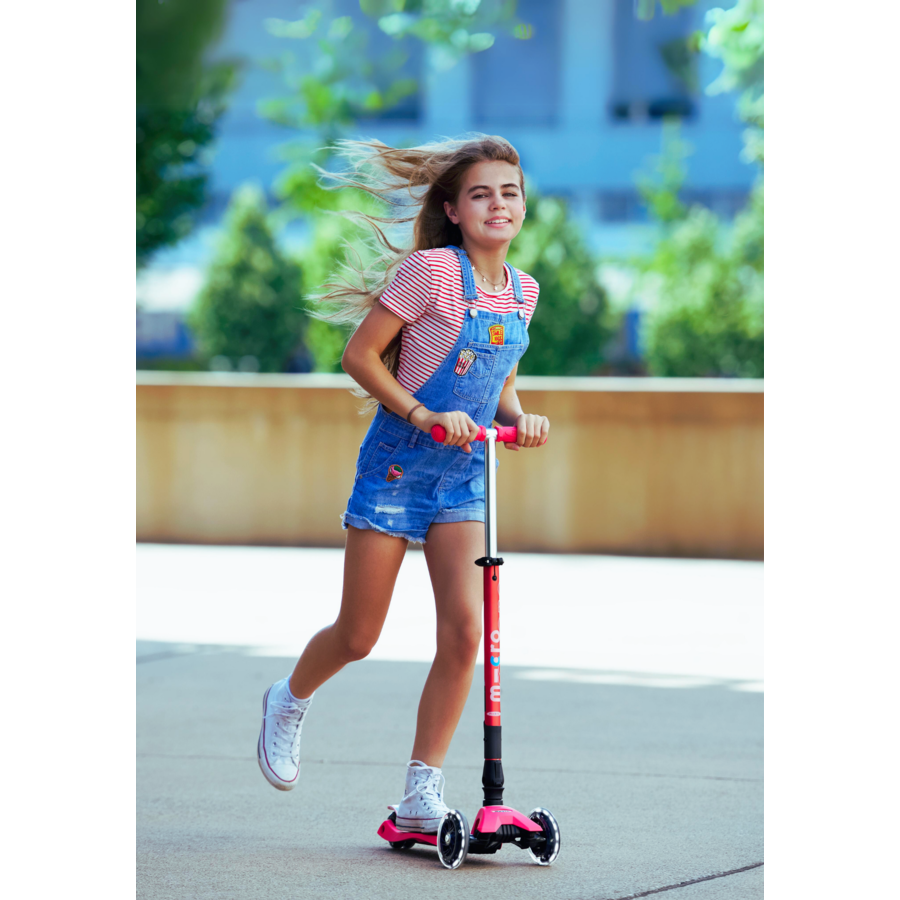 Maxi Micro scooter Deluxe foldable LED - 3-wheel children's scooter - Neon Pink