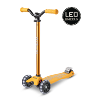 Maxi Micro scooter Deluxe Pro LED - 3-wheel children's scooter - Yellow