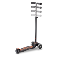 Maxi Micro scooter Deluxe LED - 3-wheel children's scooter - Black/Orange