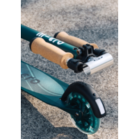 Micro Sprite ECO LED - 2-wheel foldable scooter - Green
