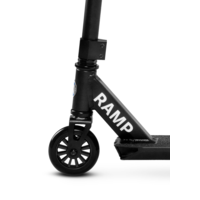 Micro RAMP - 2-wheel kids stunt scooter - Lightweight - Black