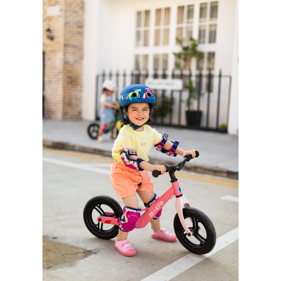 Micro loopfiets Lite - lichtgewicht loopfiets - verstelbaar zadel - magnesium frame - Flamingo Roze