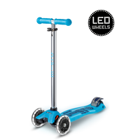 Maxi Micro scooter Deluxe Glow Plus LED - 3-wheel children's scooter - Crystal Blue