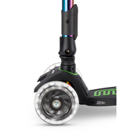 Maxi Micro scooter Deluxe foldable LED - 3-wheel children's scooter - Neochrome Green