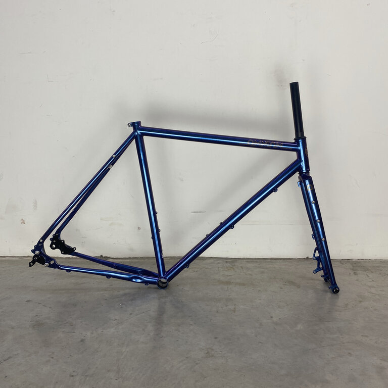 Omnium Omnium CXC v3 Blurple Frameset