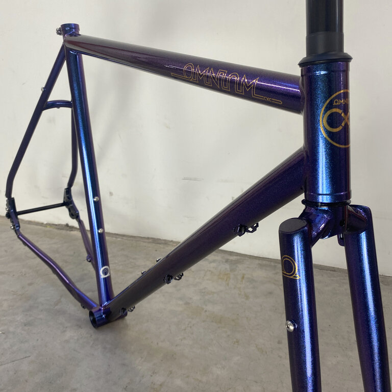 Omnium Omnium CXC v3 Blurple Frameset