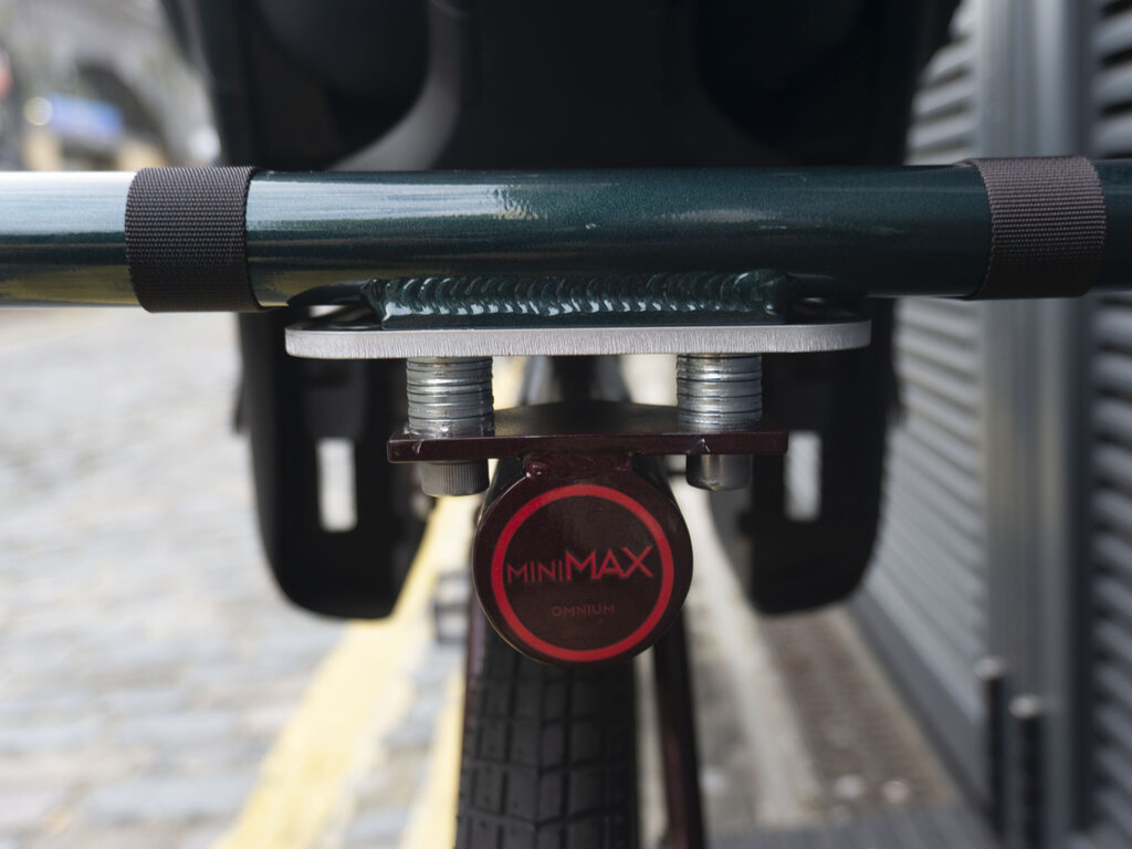 Omnium Omnium Thule Yepp Maxi Aluminium Rack Bracket