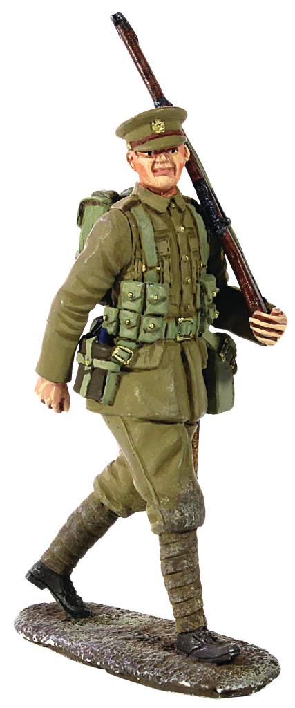 W Britain: 1914 British Infantry Marching with Full Kit