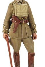W Britain: British Infantry Officer Standing with Walking Stick