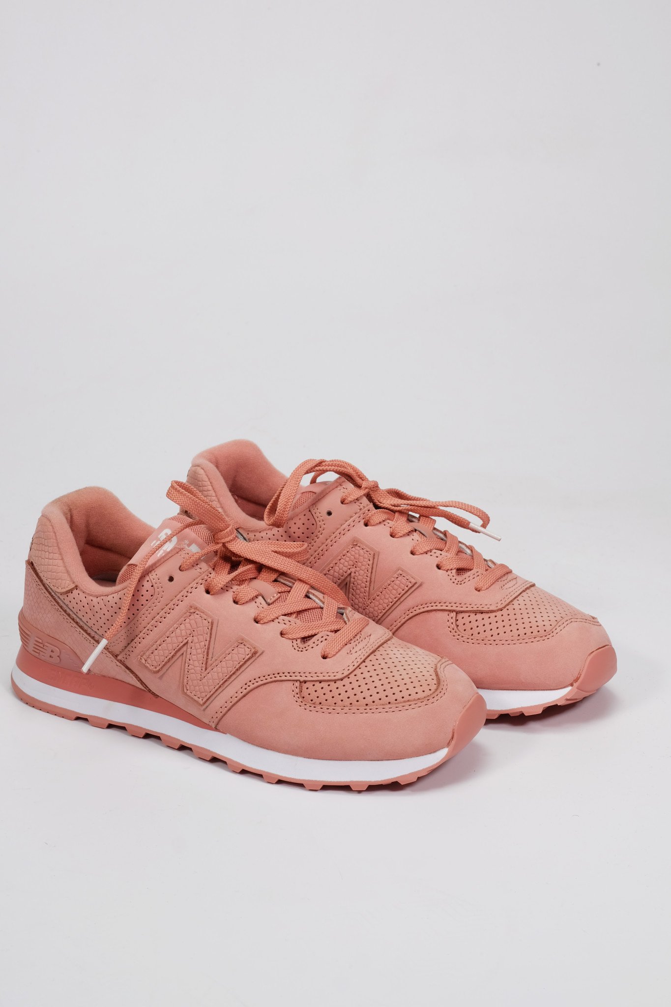 new balance 574 peach