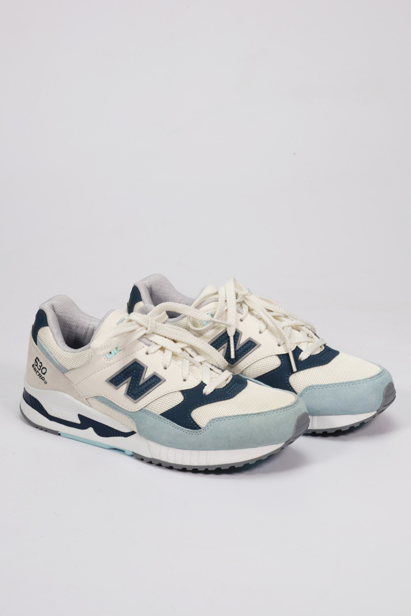 new balance 530 blue white