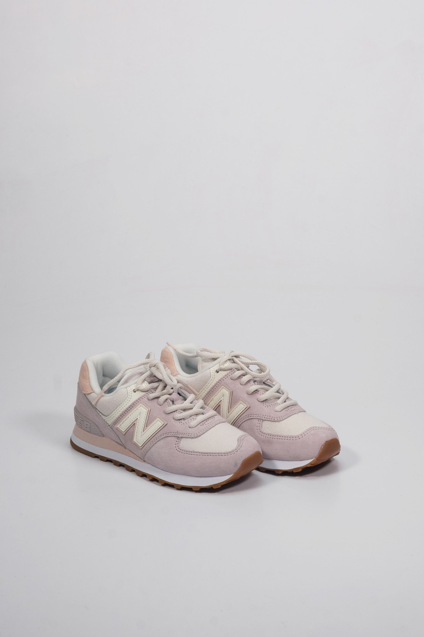 nb 574 beige