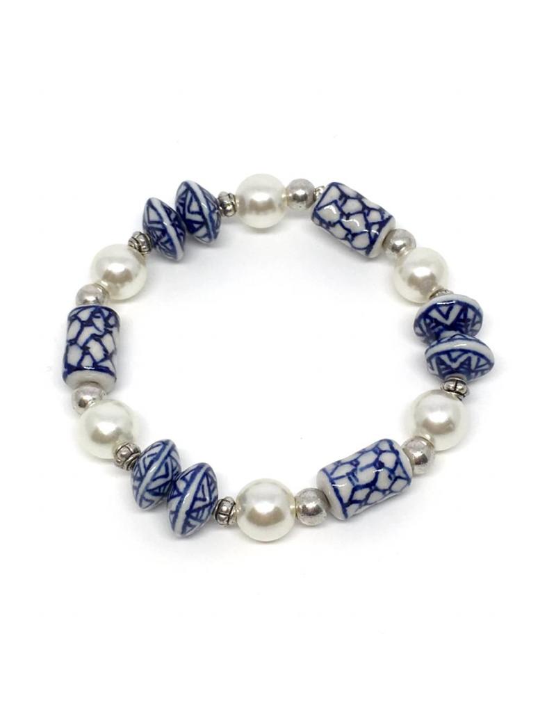 Delft Blue Pearl Bracelet