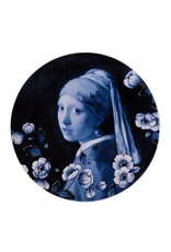 Plate Girl with a Pearl Earring