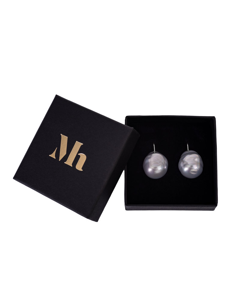 Baroque Earrings Antracite Grey with silver hooks