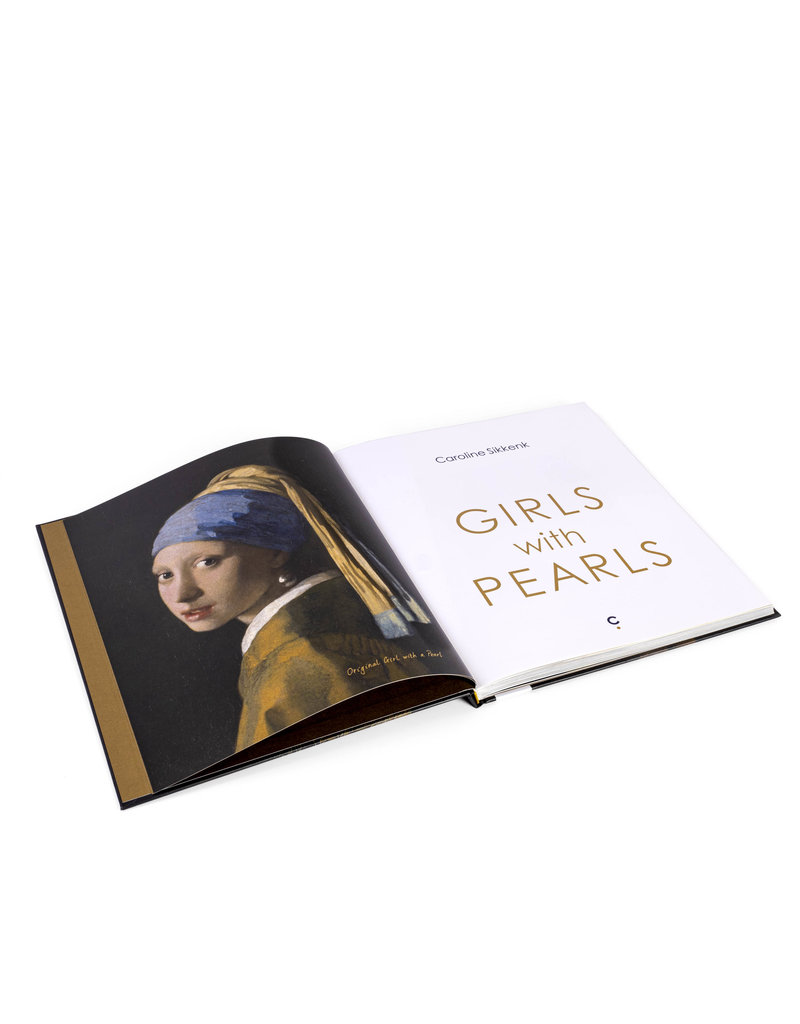 Girls with Pearls - Caroline Sikkenk