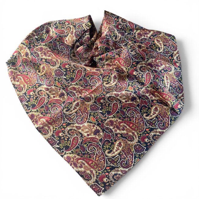 Wild Rags 34 x 34