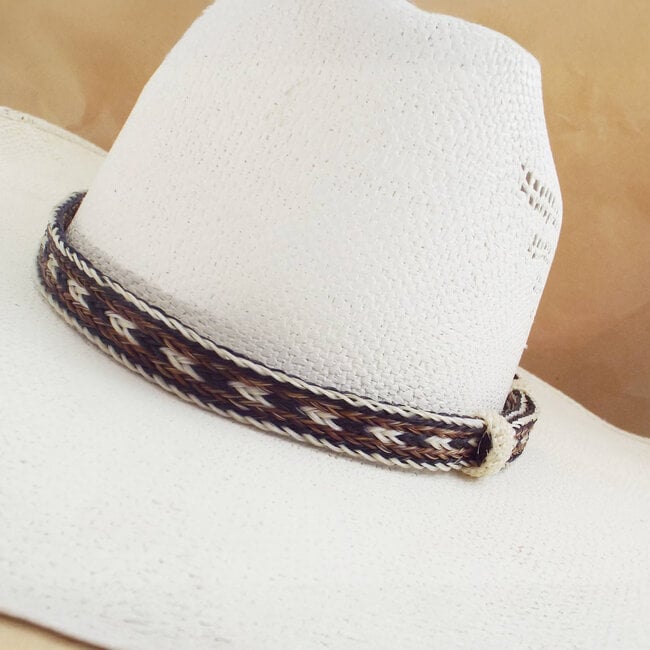 Hatband Strand with Knots