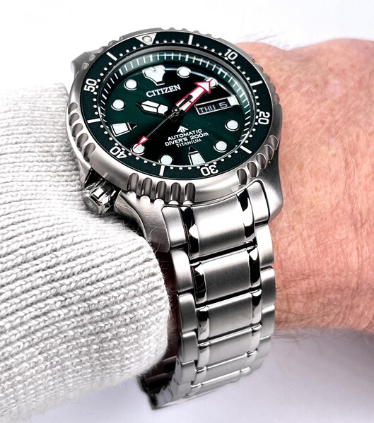 Citizen Citizen NY0100-50XE Promaster Super Titanium horloge