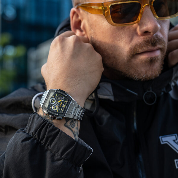 URBN22 URBN22 Iron Sunrise Yellow streetlife chronograaf horloge