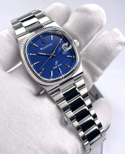 Bulova Bulova 96B440 Super Seville horloge DEMO