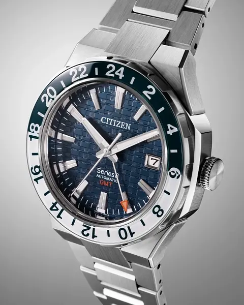 Citizen Citizen NB6034-58L Mechanical Series8 880 GMT horloge
