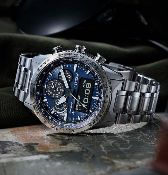 Citizen Citizen JV2000-51L Promaster Sky Eco-Drive horloge