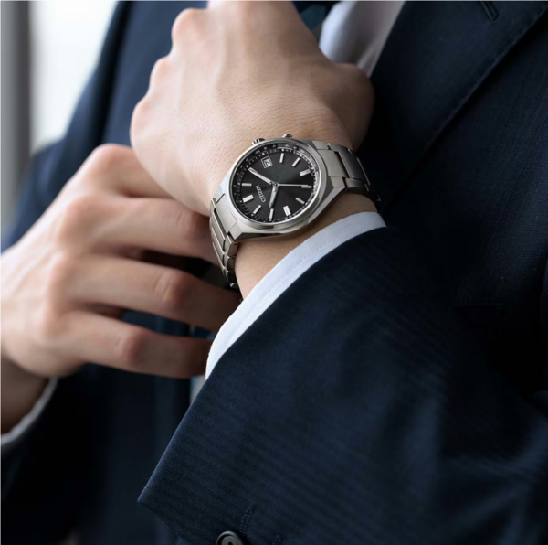 Citizen Citizen CB1160-55E Radio Controlled Eco-Drive Super Titanium horloge