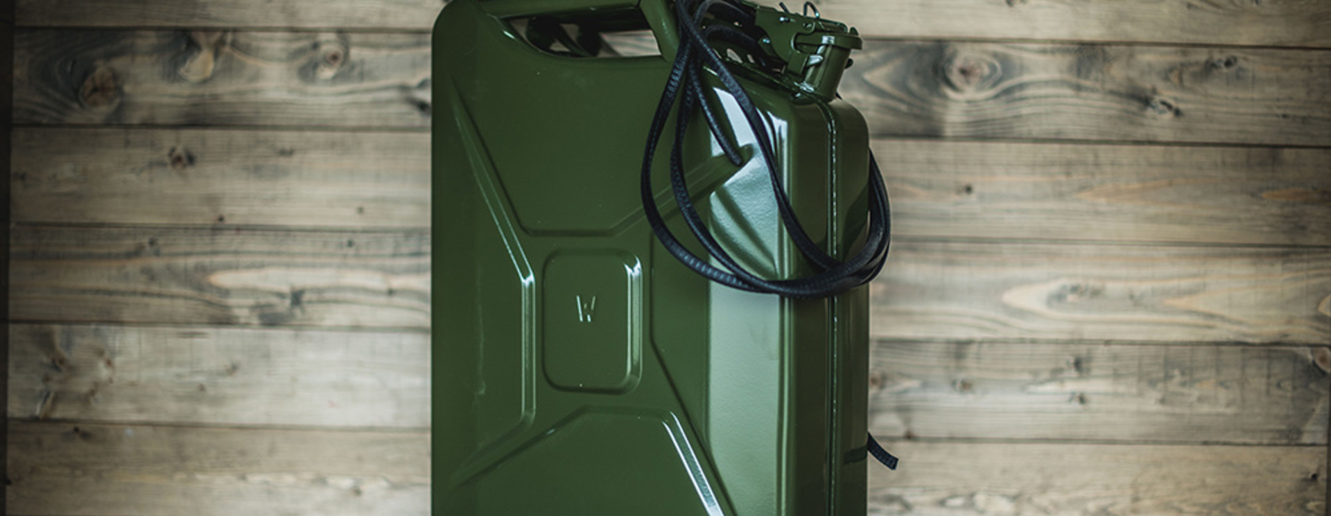 DIY Jerrycan Bar