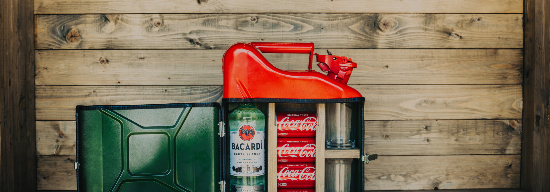 Jerrycan mini bar