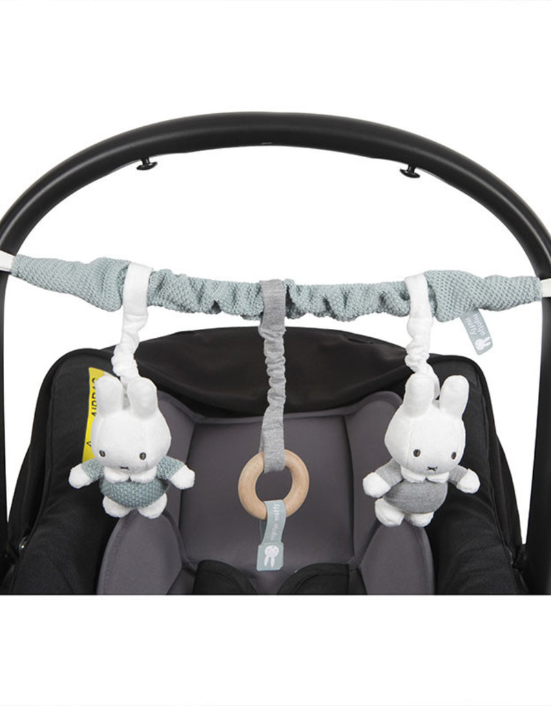 Tiamo Siège auto jouet vert tricot Miffy - Décoration Babycenter