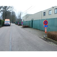 Tijdelijk parkeerverbodsbord E3 - Tweetalig