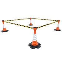 Skipper kegel kit 81 m2 met Skipper kegels en Skipper afzetlinthouders - Caution