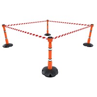 Skipper afzetpaalkit 81 m2 met Skipperafzetpalen en Skipper afzetlinthouders - Geel/zwart