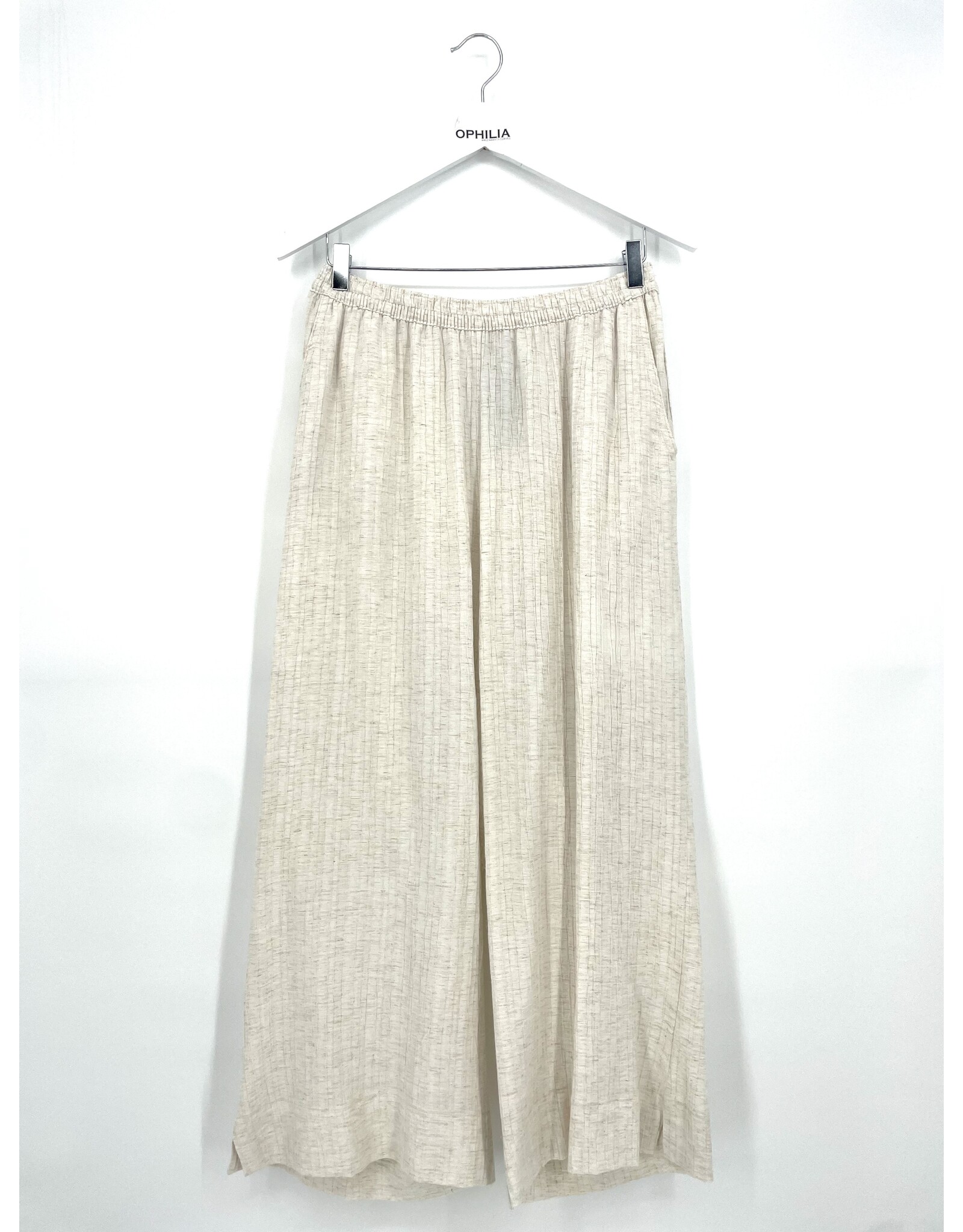 Ophilia Koko 25S  structure