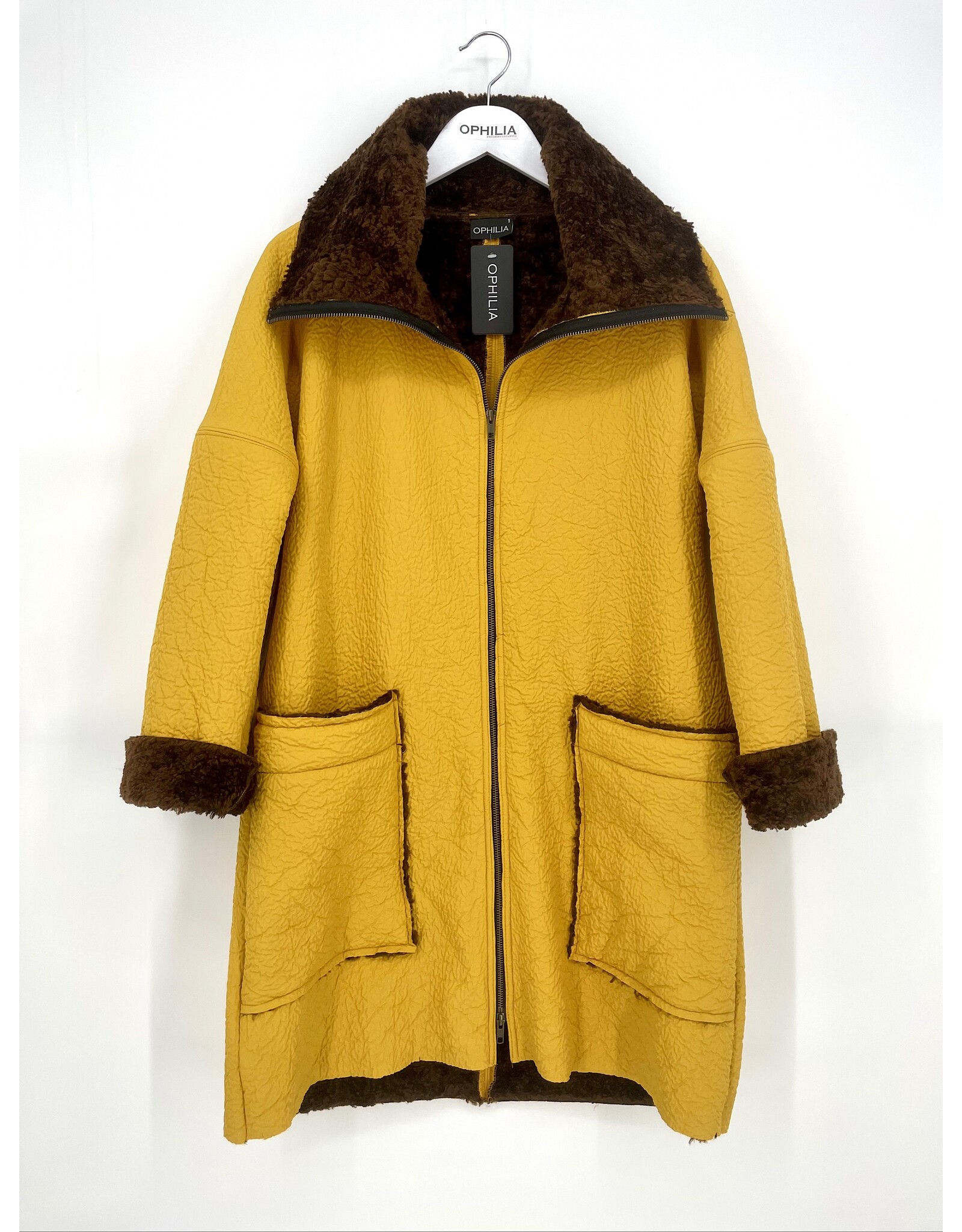 Ophilia Montana 26W teddy