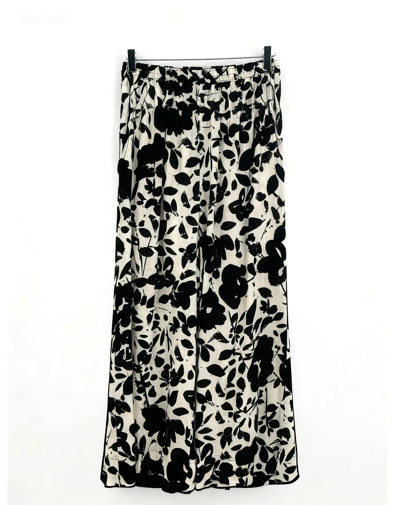 Ophilia Koko 26S linen dessin