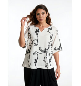 Ophilia Rowan 26S  embroidery