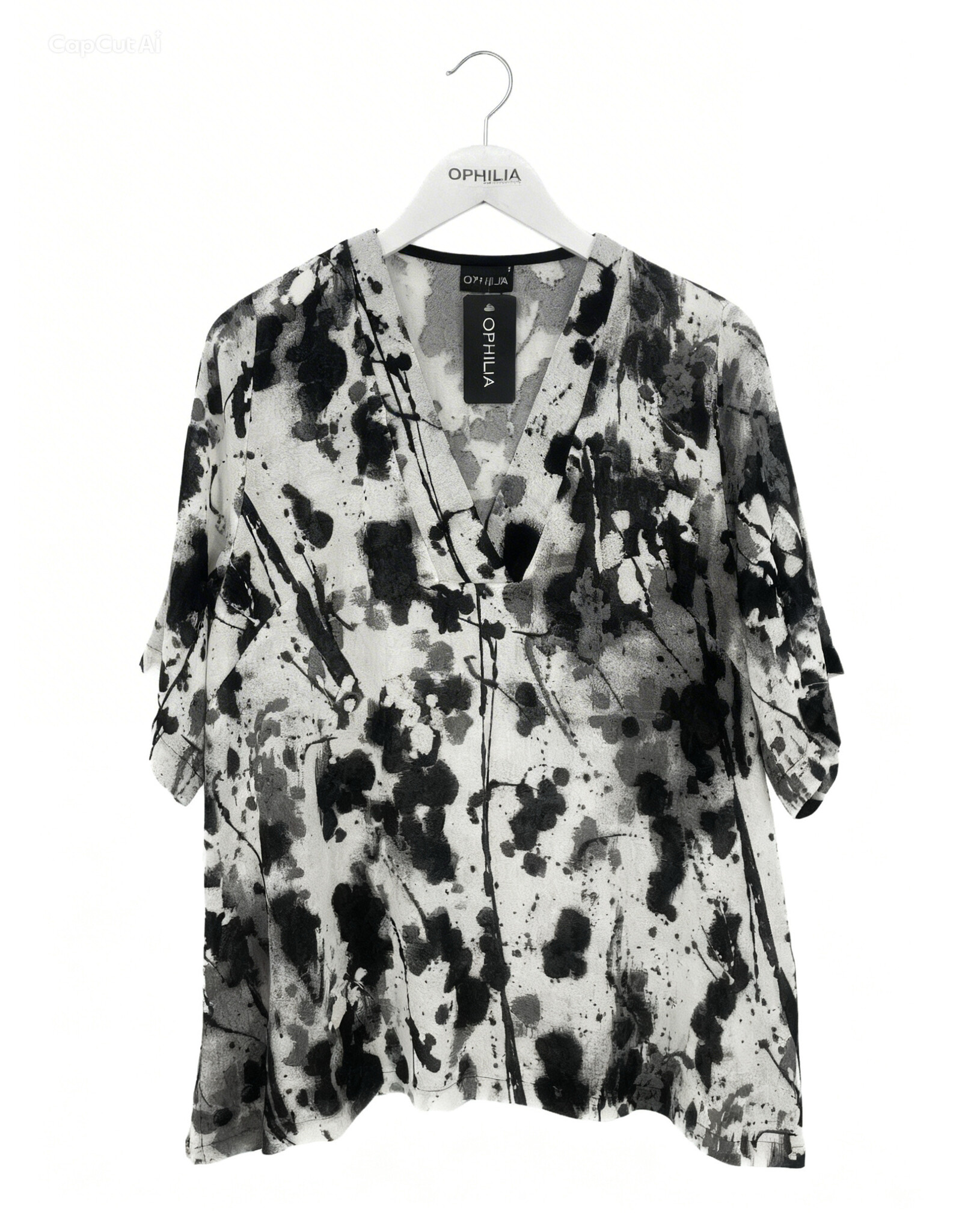 Ophilia Mirte 26S linen print