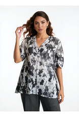 Ophilia Mirte 26S linen print