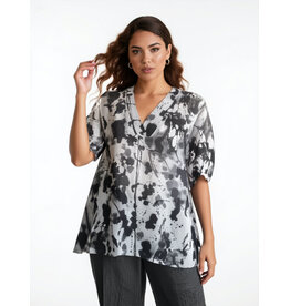 Ophilia Mirte 26S linen print