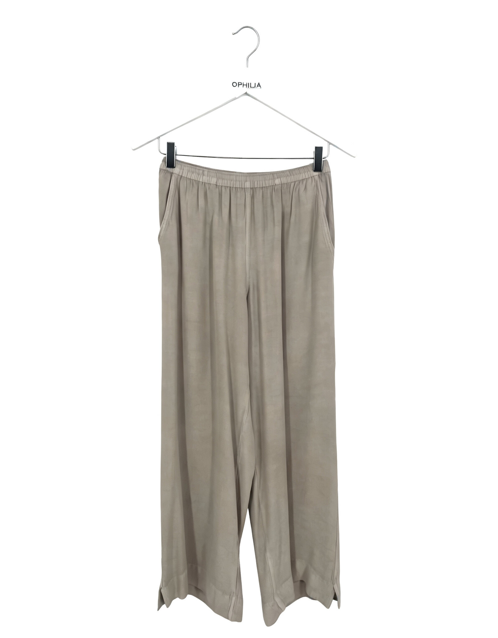 Ophilia Koko 26S G&D satin