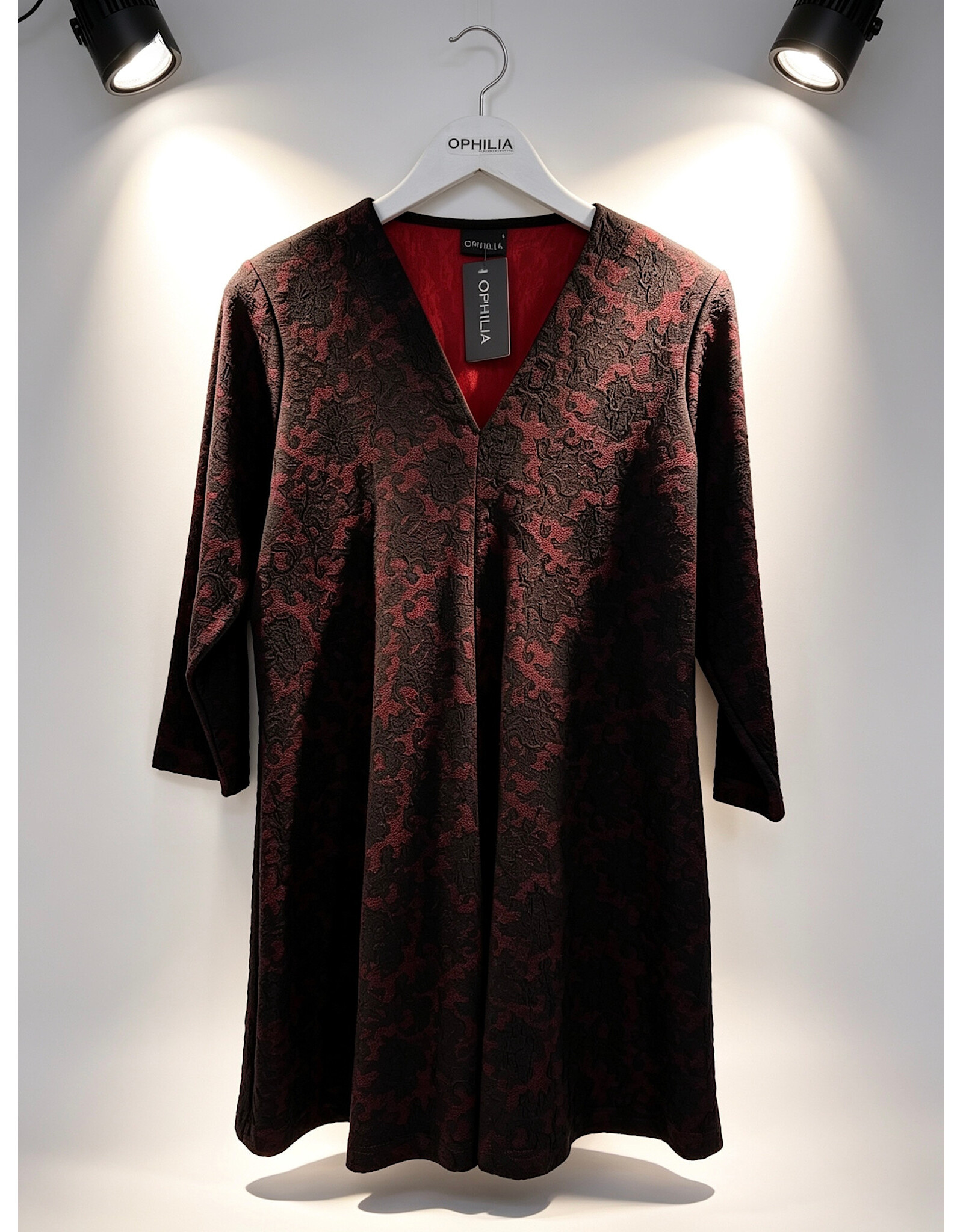 Rina 26W  jaquard brocade red